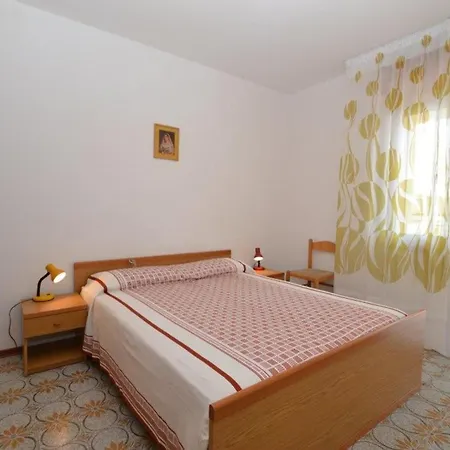 Cozy Flat With Swimming Pool - Beahost * Бібіоне