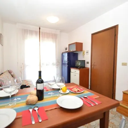 Cozy Flat With Swimming Pool - Beahost Апартаменти Бібіоне