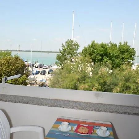 Cozy Flat With Swimming Pool - Beahost Бібіоне